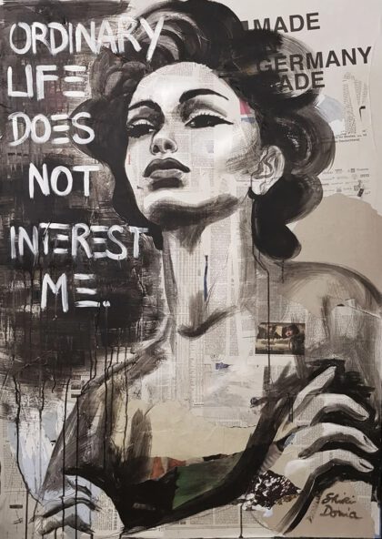 NOT INTERESTED – Leinwanddruck handbemalt