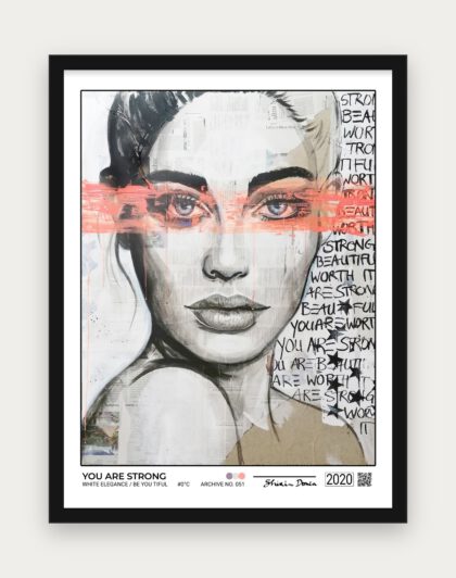 YOU ARE STRONG Poster mit schwarzem Rahmen